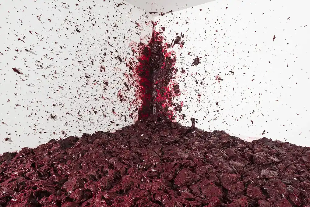 Oeuvre "Shooting the corner" de Anish Kapoor