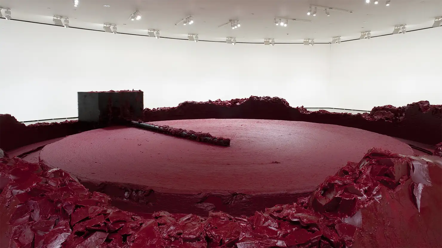 Oeuvre "My Red Homeland" de Anish Kapoor